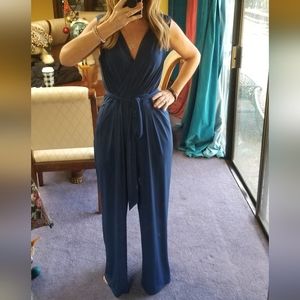 Vince Camuto Blue V-neck Jumpsuit. Medium